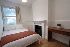 Photo 17- click for photo gallery